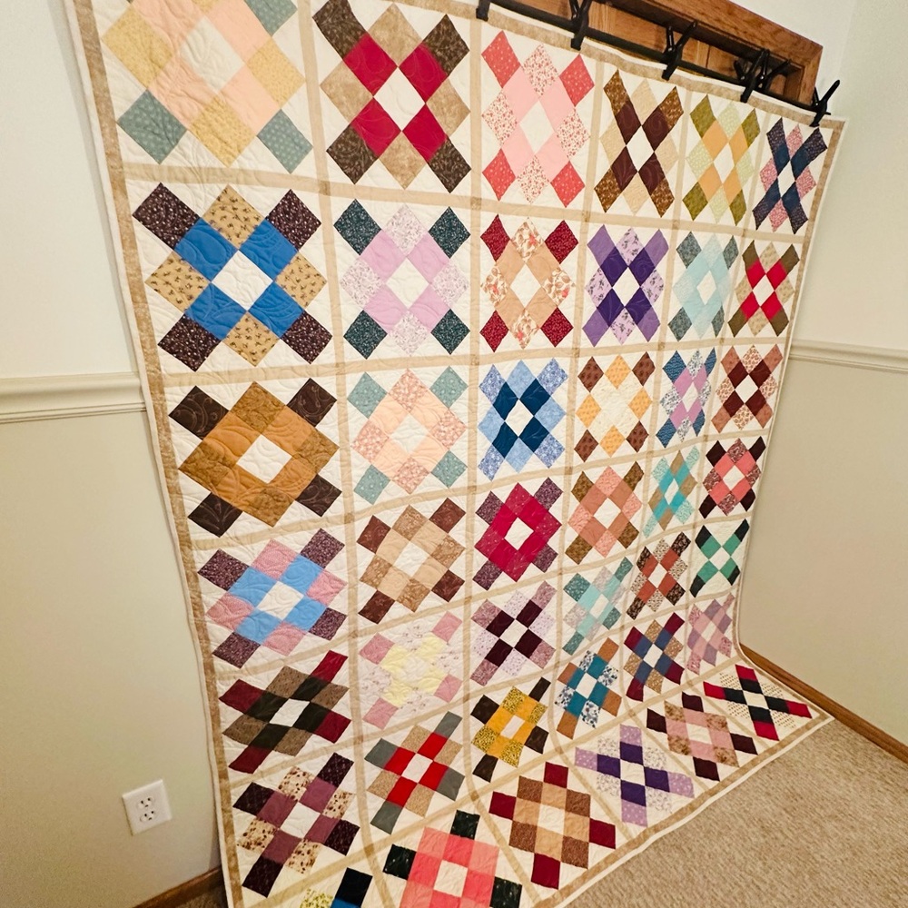 Patchwork Quilt with Multicolor Squares
